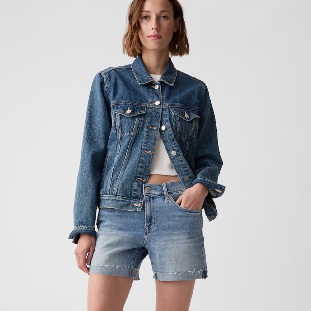 GAP Denim 5” Short light wash size 27